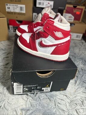 Jordan Kids' High-Top Sneakers - White/Red